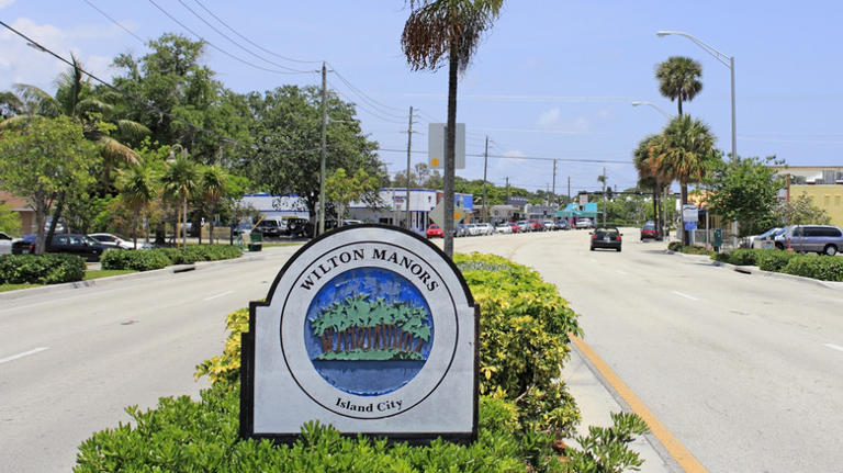 The best place in America to retire car-free is a chic, vibrant Florida ...