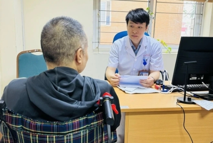 Ca phẫu thuật của cụ ông 90 tuổi và quyết định hoãn mổ đầy cân nhắc