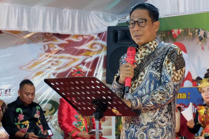 Kebahagiaan Natal Jemaat Ekklesia Puruk Cahu, Bupati Mura Sampaikan Pesan Ini
