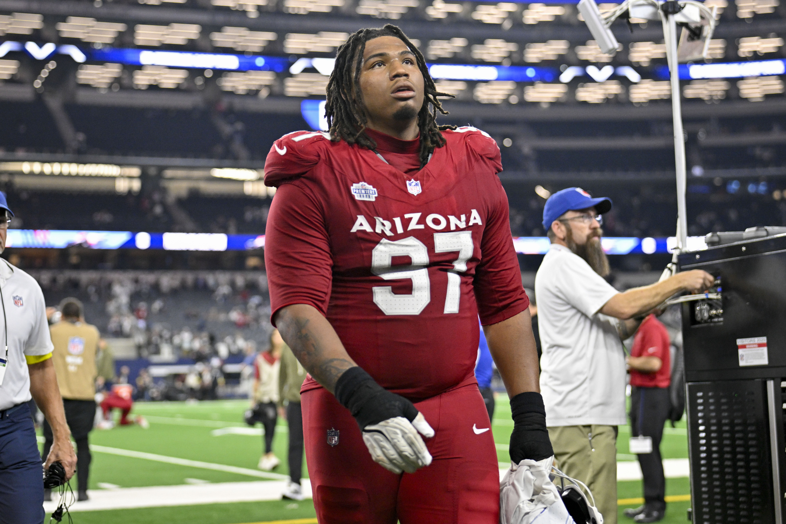 Cardinals first-round pick in tears as he got carted off the field with ...