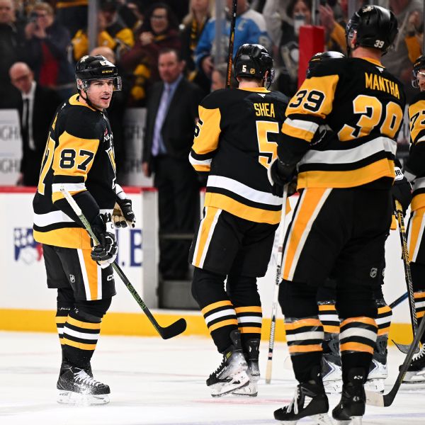 Sidney Crosby passes Mario Lemieux as Penguins' top scorer
