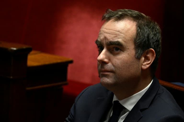 Dernières consultations pour Sébastien Lecornu avant un conseil des ...