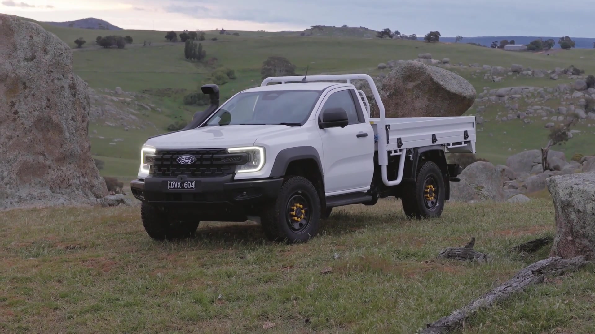 Ford Ranger Super Duty - Single cab exterior in Arctic white