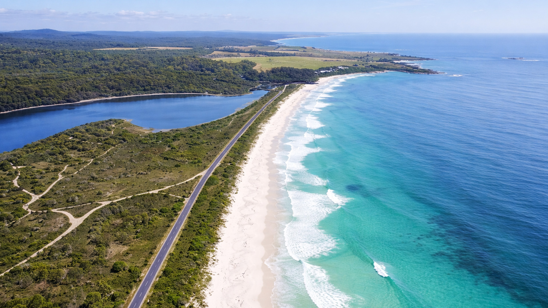 Là où la route longe la mer