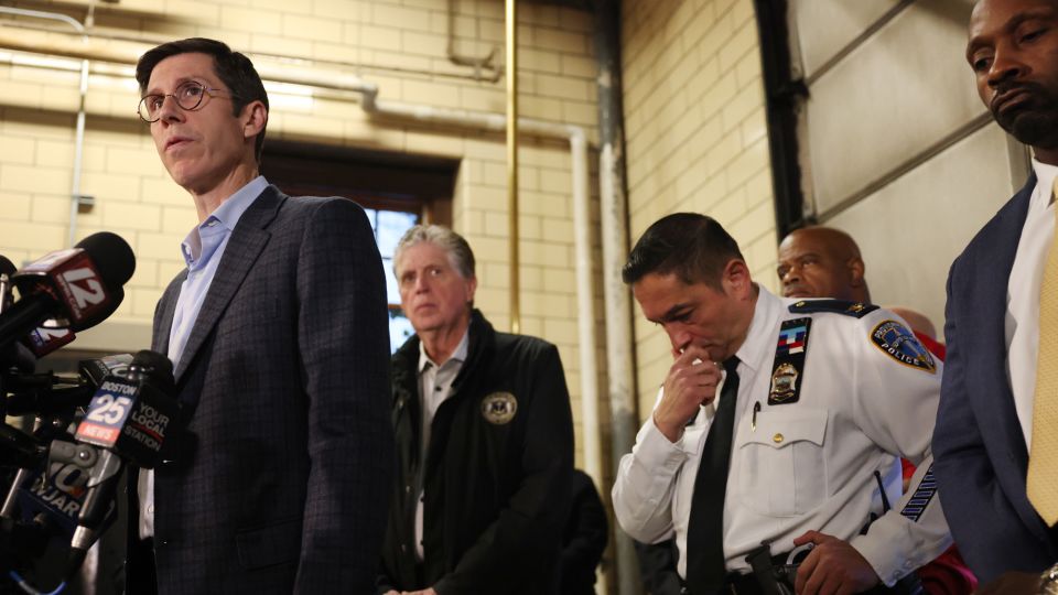 The Providence mayor wants the Reddit tipster to get a $50,000 FBI reward. It might not be so simple<br>