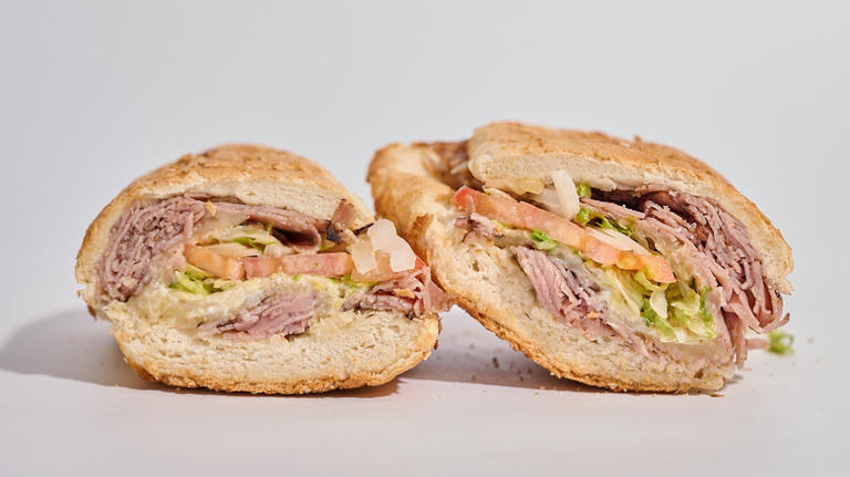 5 chain restaurant roast beef subs, ranked worst to best
