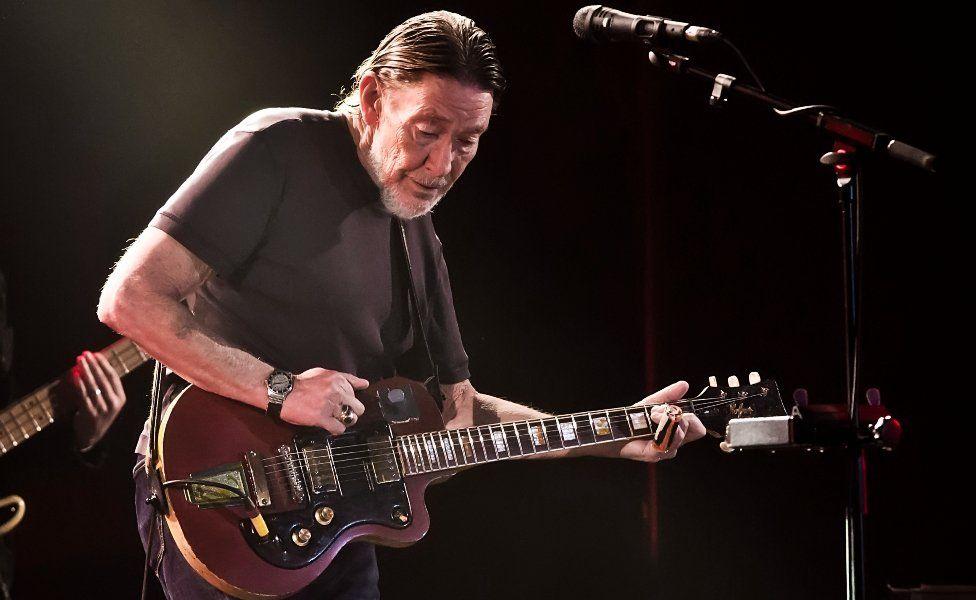 Rea on his European tour of Road Songs For Lovers in 2017