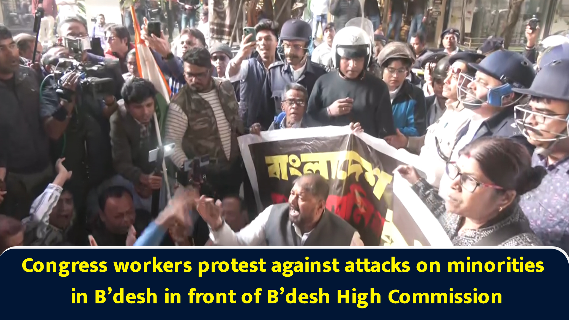 Congress workers protest against attacks on minorities in B’desh in ...