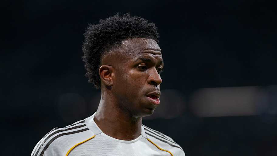 Exjugador y directivo cree que el Real Madrid debería vender a Vinicius Jr.