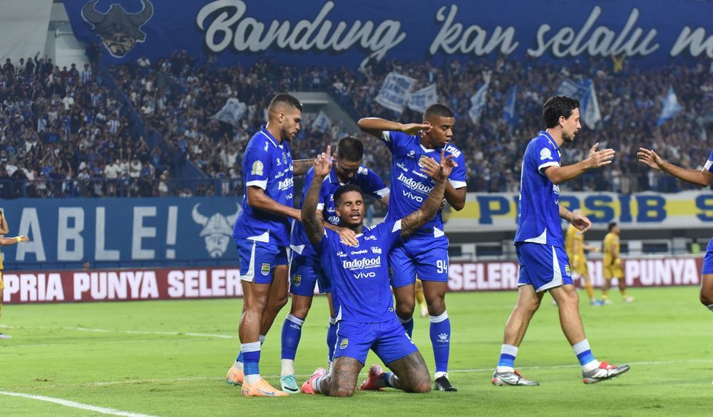 Jadwal Pertandingan Persib vs Persik Kediri Malam Ini