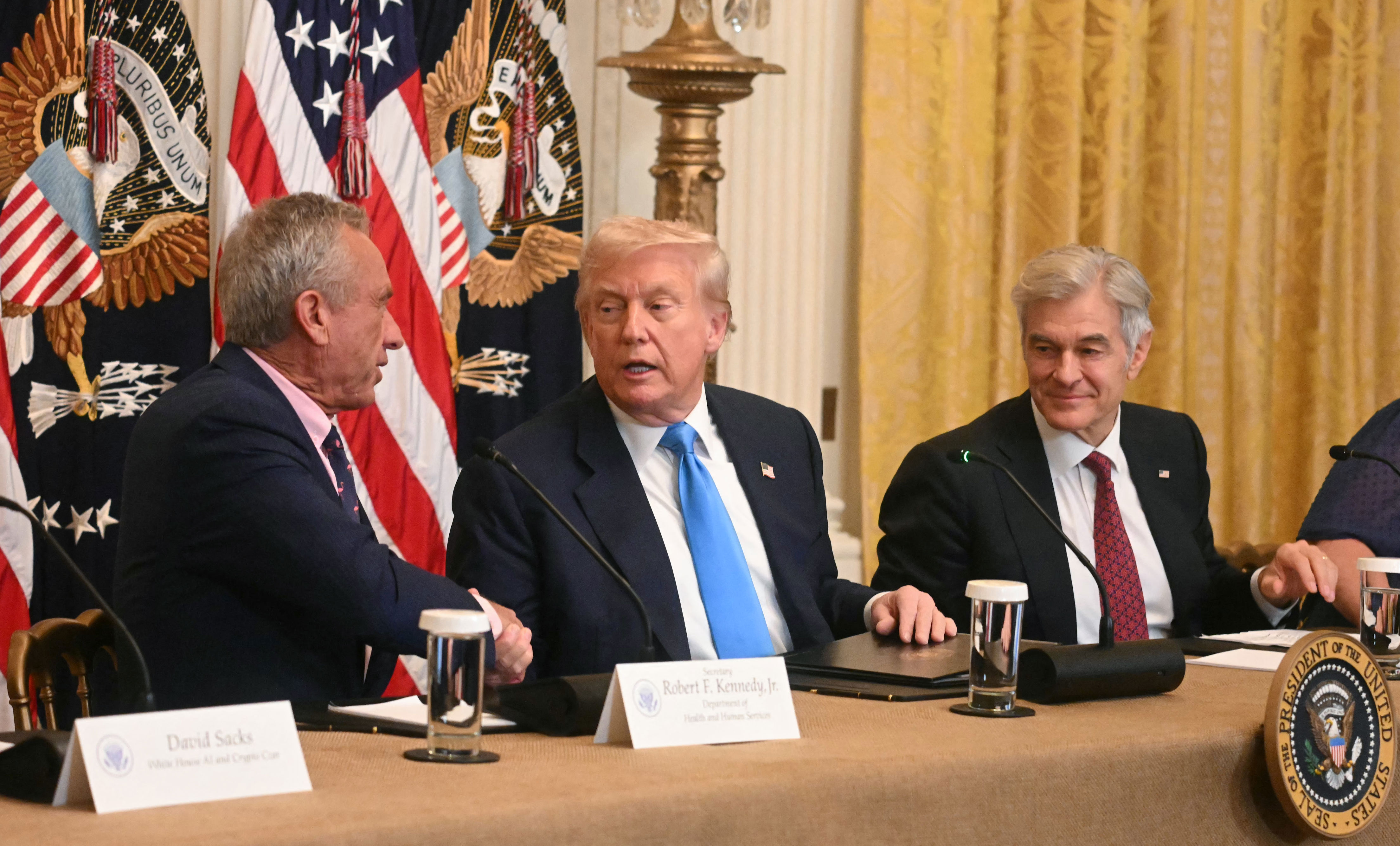 build-japanese-blossom-house-in-minecraft