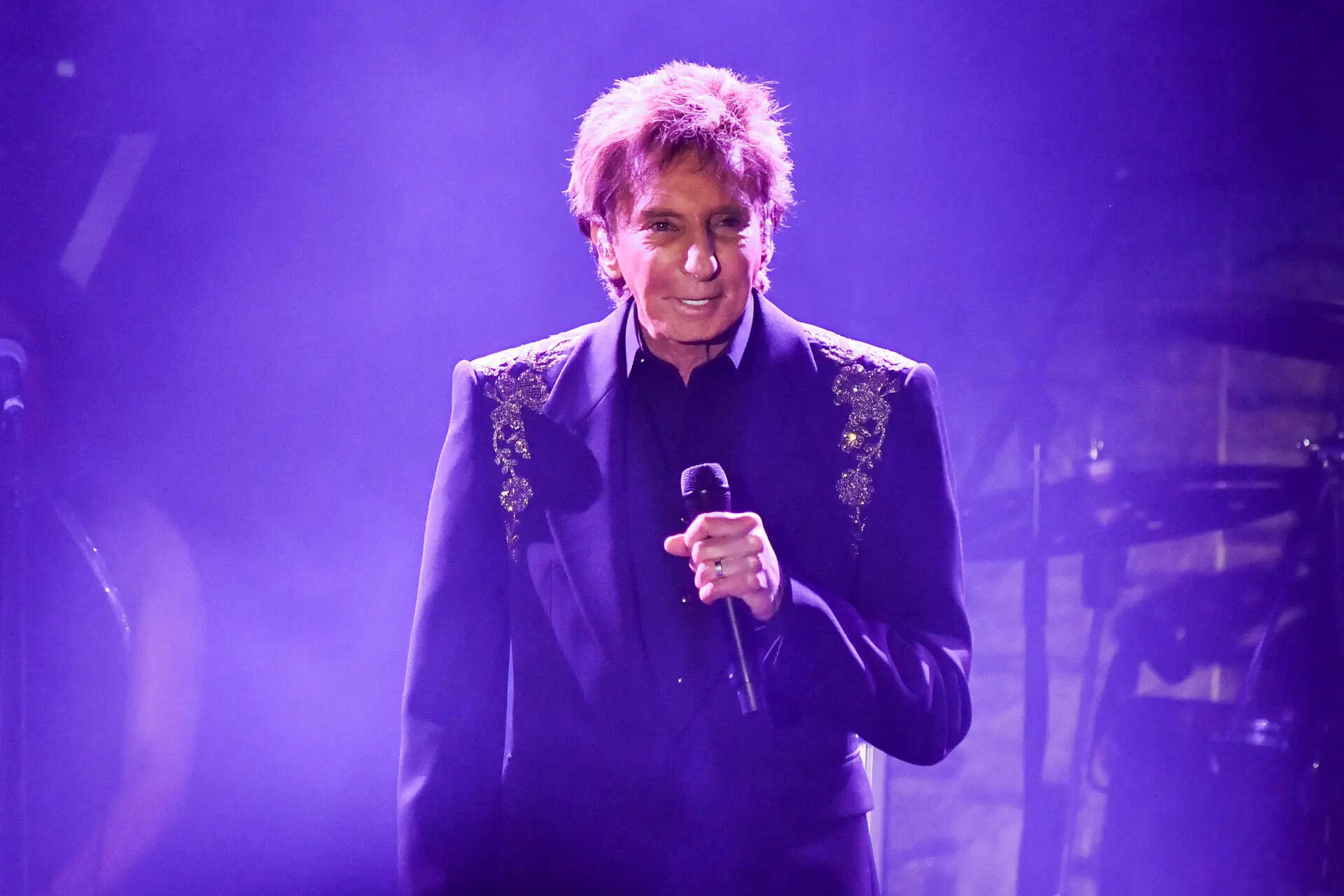 Who is Barry Manilow and what has happened to him? Here's crucial ...