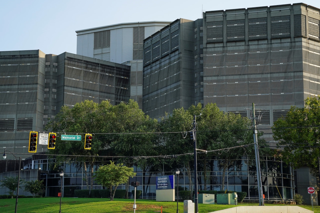 Three inmates, including murder suspect, escape from Atlanta-area jail