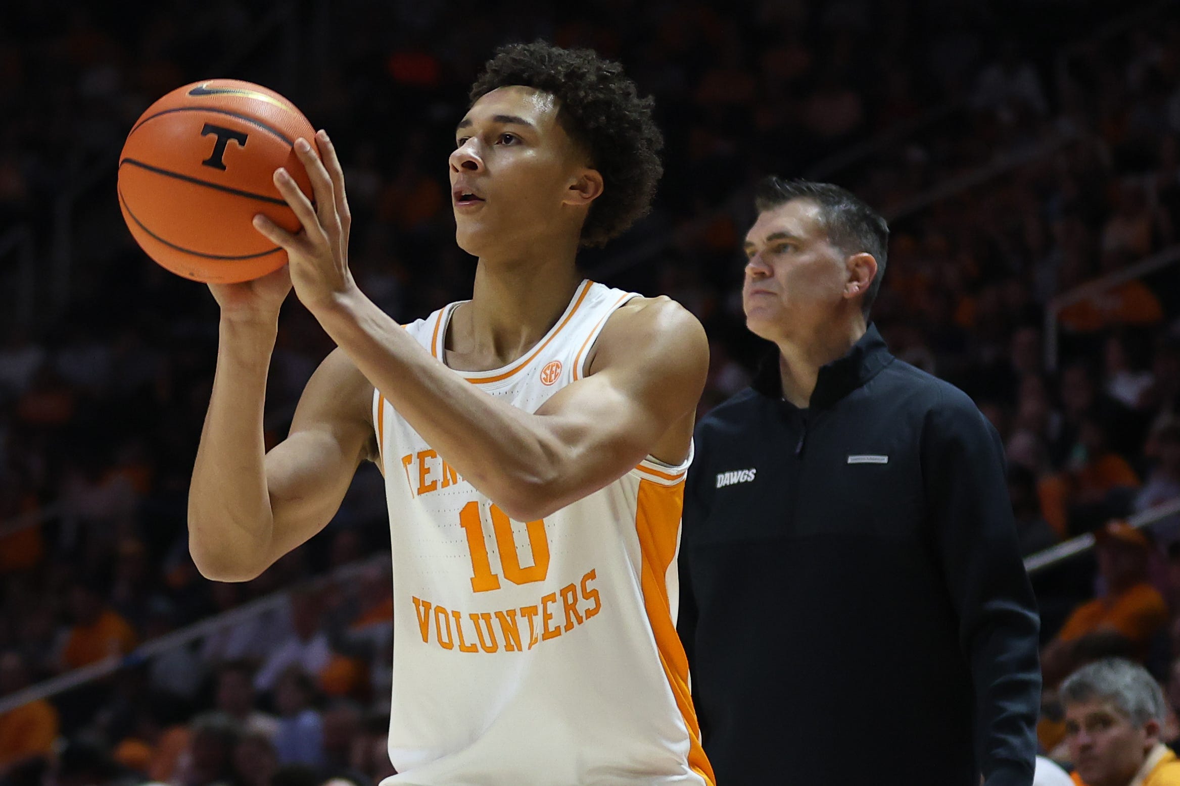 Tennessee-Oklahoma basketball game score prediction