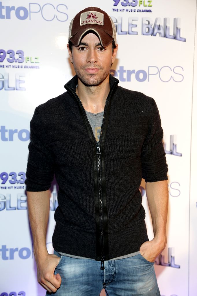 El cantante anunció que ya no haría más discos, sino que se enfocaría en lanzar sencillos y hacer conciertos.