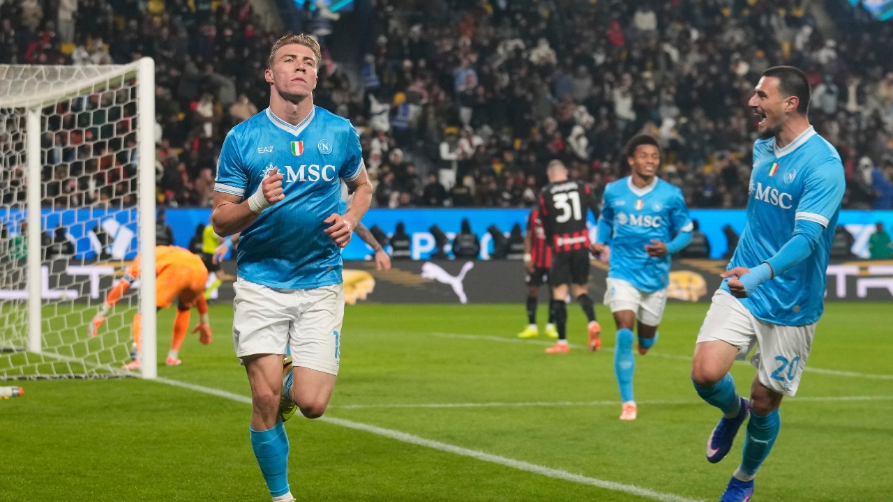 Rasmus Hojlund lanza una indirecta sutil al Manchester United tras la victoria del Napoli en la Copa Italia