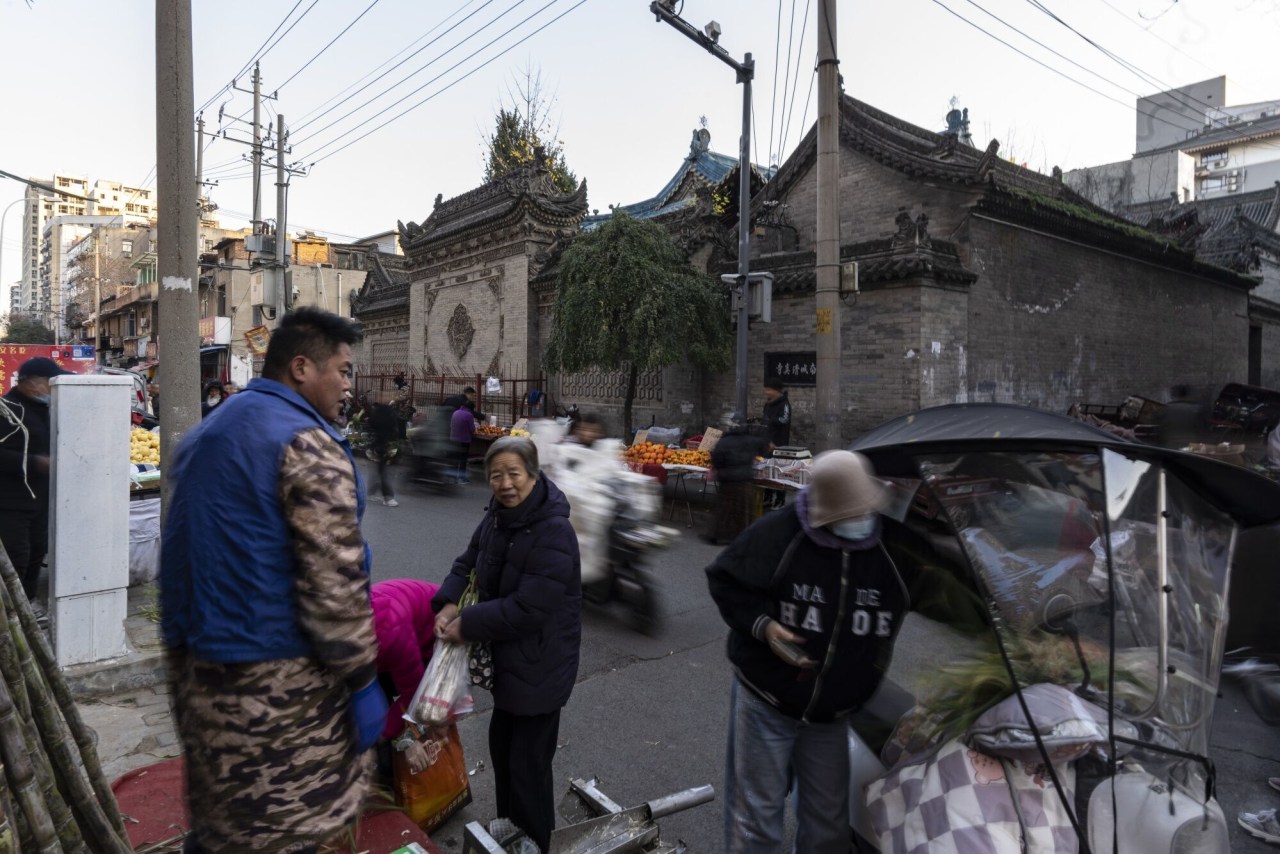 Economic uncertainty has many people pinching pennies.