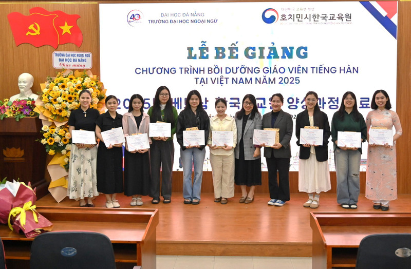 Bế giảng chương trình bồi dưỡng giáo viên tiếng Hàn 2025: Tiếp nối sứ mệnh kết nối Việt – Hàn