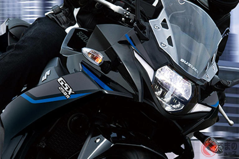7/21まで限定 スズキ GSX250R  走行6300km 美車 価格63万円でリッター32.8km走る! スズキ「新GSX250R」登場! エコ