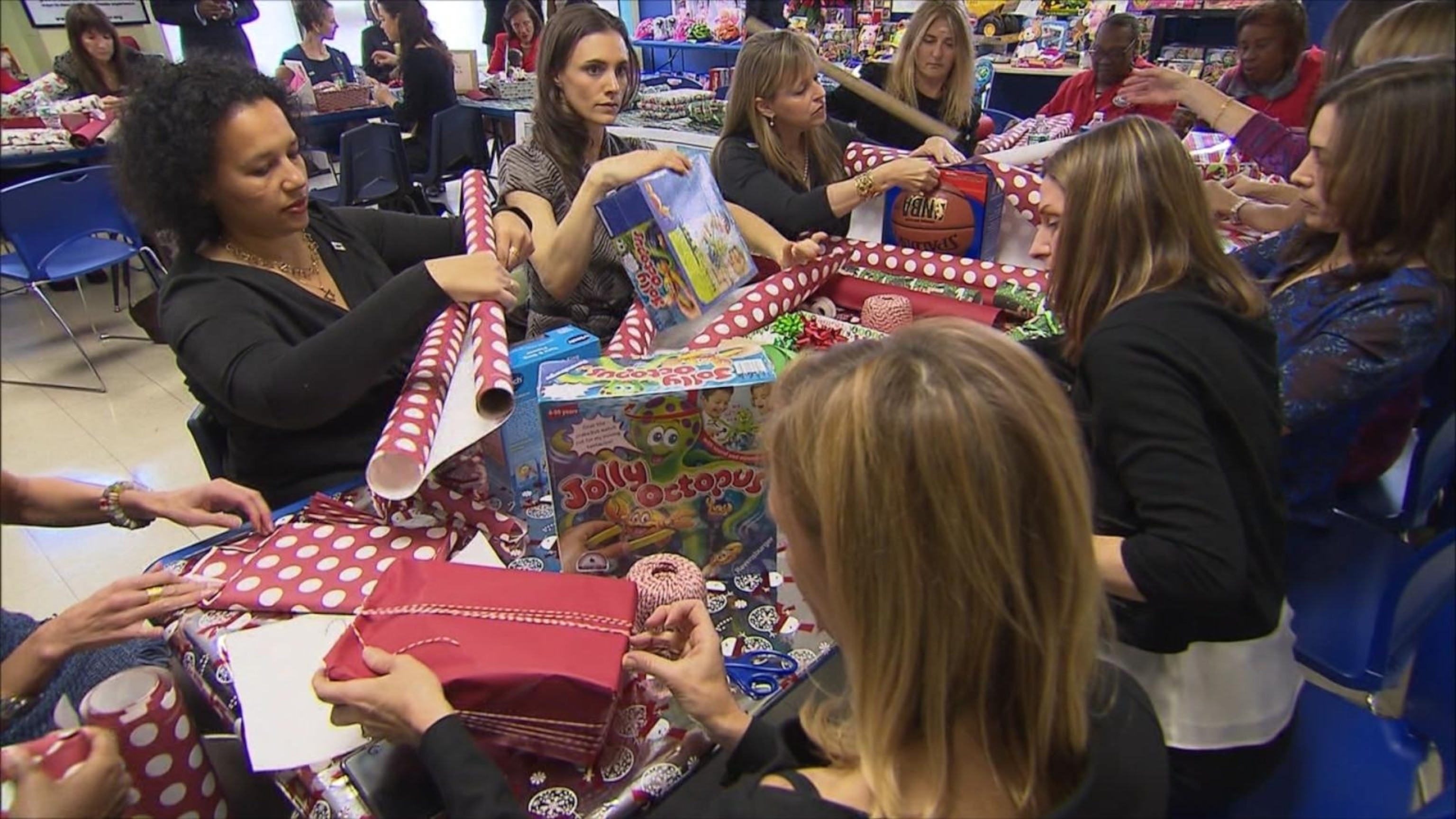 Last-minute holiday shopping tips