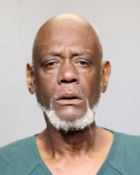 Man arrested after woman shot in Jacksonville apartment complex, police say