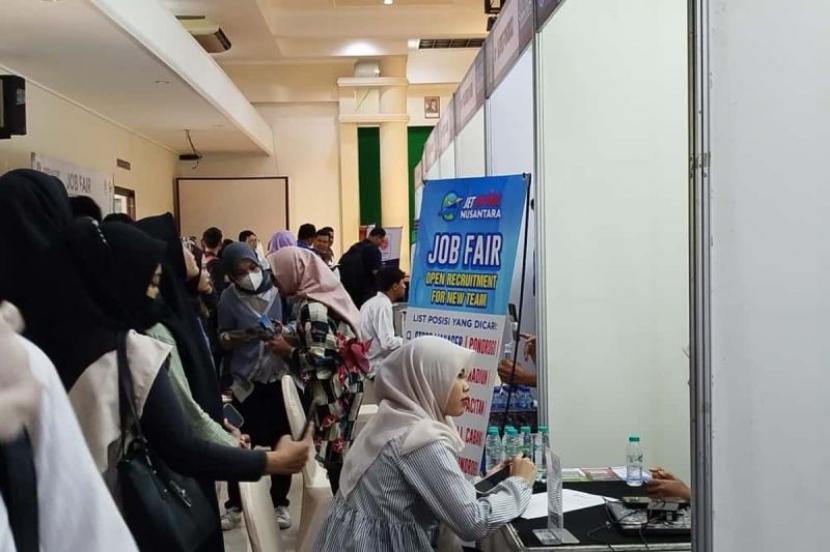 UMK Ponorogo 2026 Naik 5,85 Persen, Disepakati Rp2,54 Juta