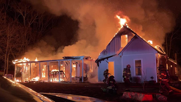 Villa Rica family loses home, business to fire days before Christmas ...