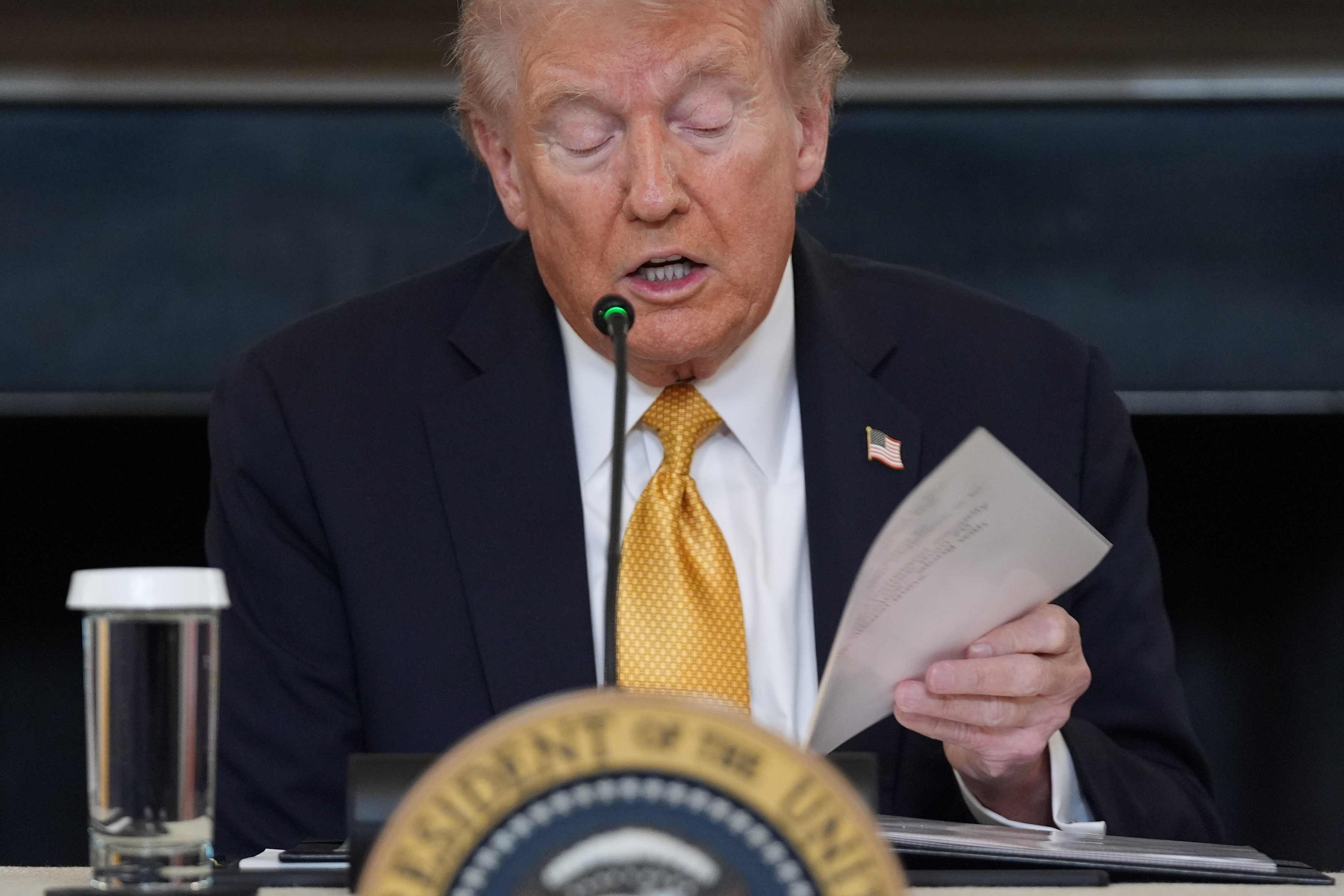 Judge Cannon clears way for release of classified docs report — but gives Trump an out<br>