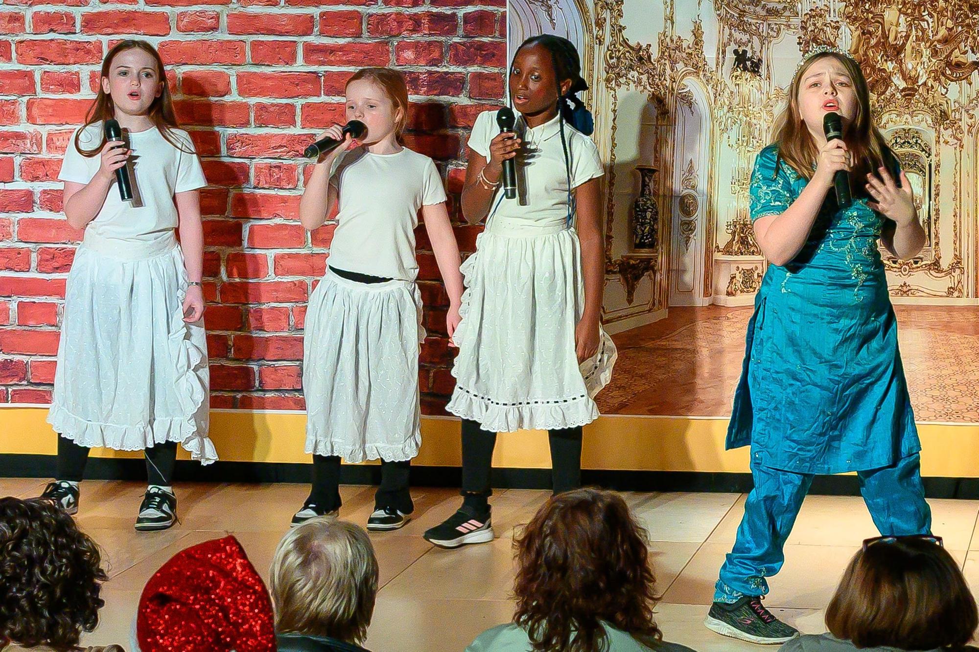Denny Primary's Aladdin Trouble panto in 20 pictures
