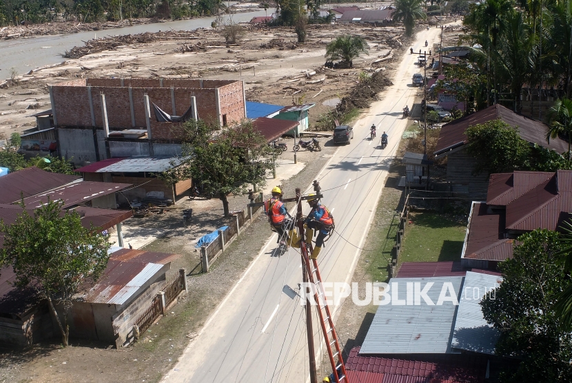 PLN Percepat Pemulihan Listrik di 176 Desa Terpencil Aceh