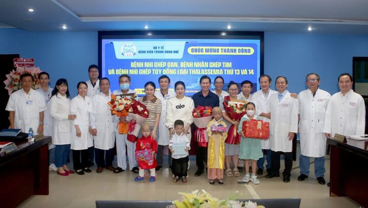 4 bệnh nhân trở về từ 'cửa tử' nhờ ghép tạng, ghép tủy