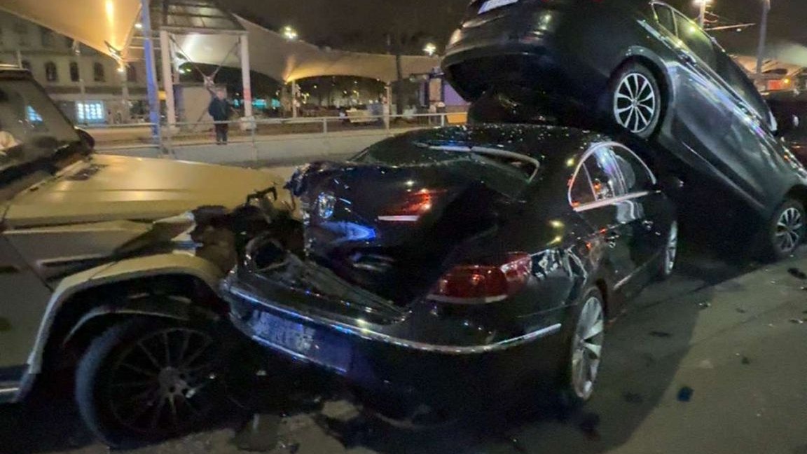 Schwerer Unfall in Wien fordert drei Verletzte