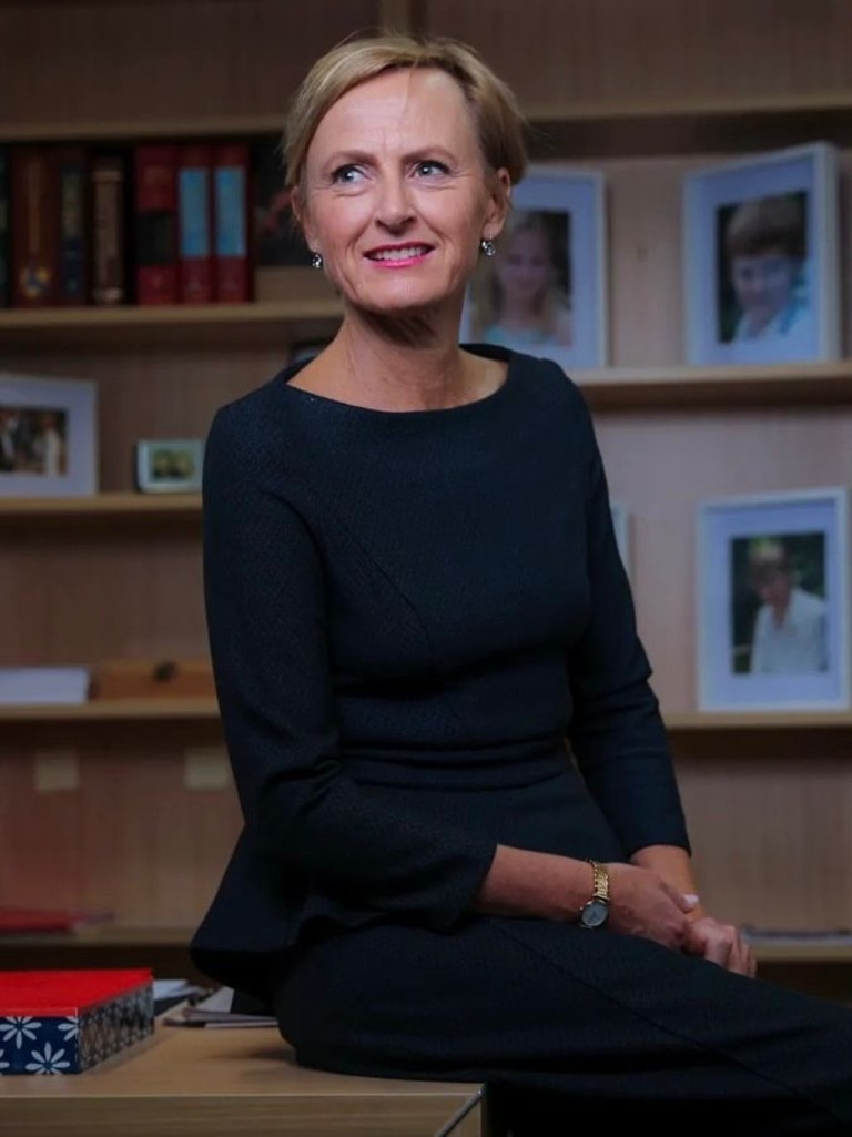 'Brave': Tributes for former federal MP
