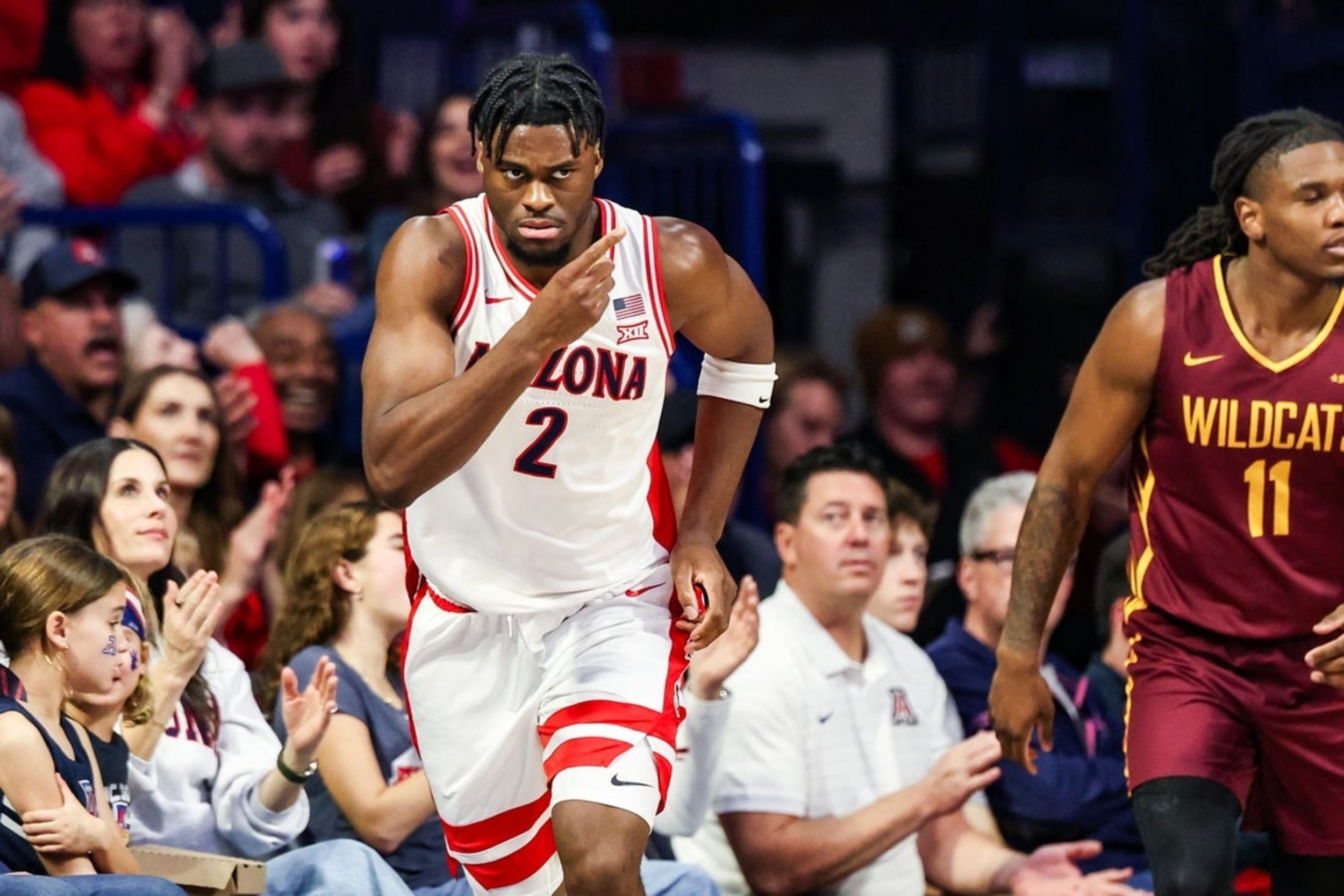 Top-ranked Arizona spreads the wealth in blowout of Bethune-Cookman