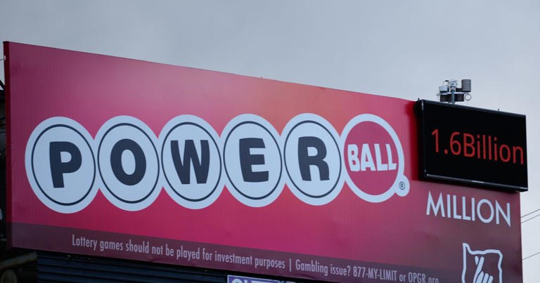 Powerball jackpot soars to $1.7 billion after another night with no big ...