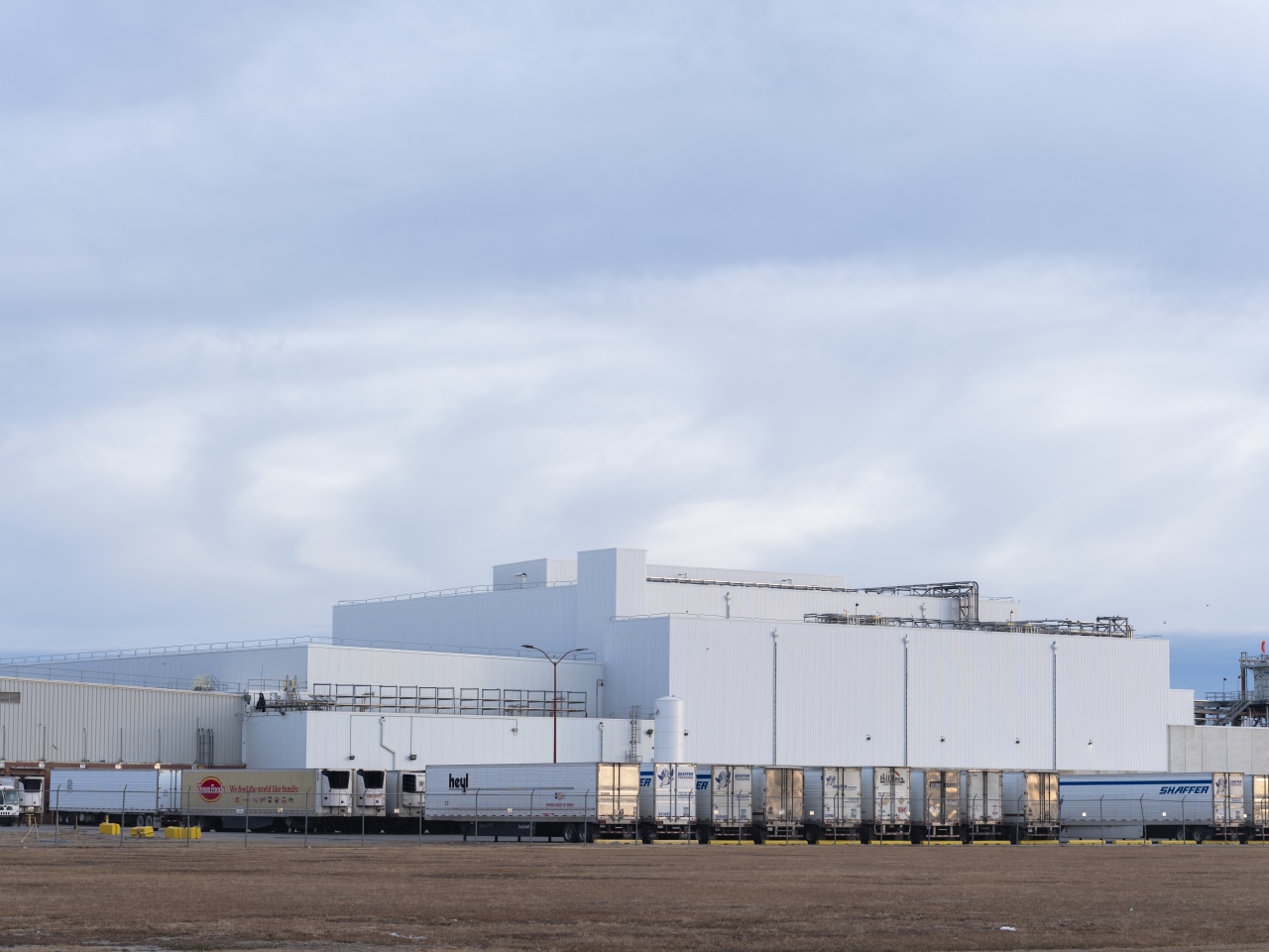 A small Nebraska town is reeling from the exit of meatpacking giant Tyson<br><br>