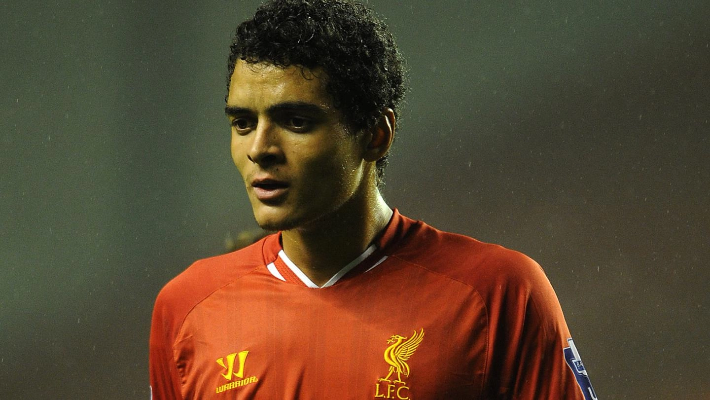 Saudi and Chinese clubs eye former Liverpool defender