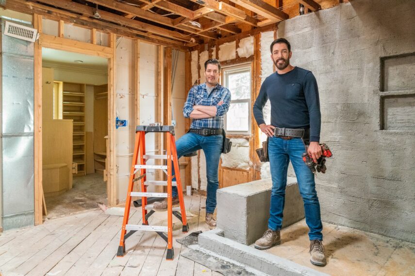 Drew & Jonathan Scott dish on this season’s ‘Celebrity IOU’ guests