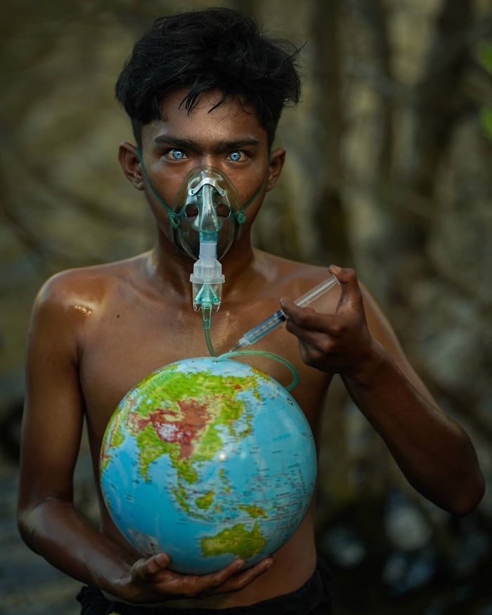 Photographer Documented An Indigenous Tribe With Strange Genetic Fluke That Causes Their Eyes To Turn Blue