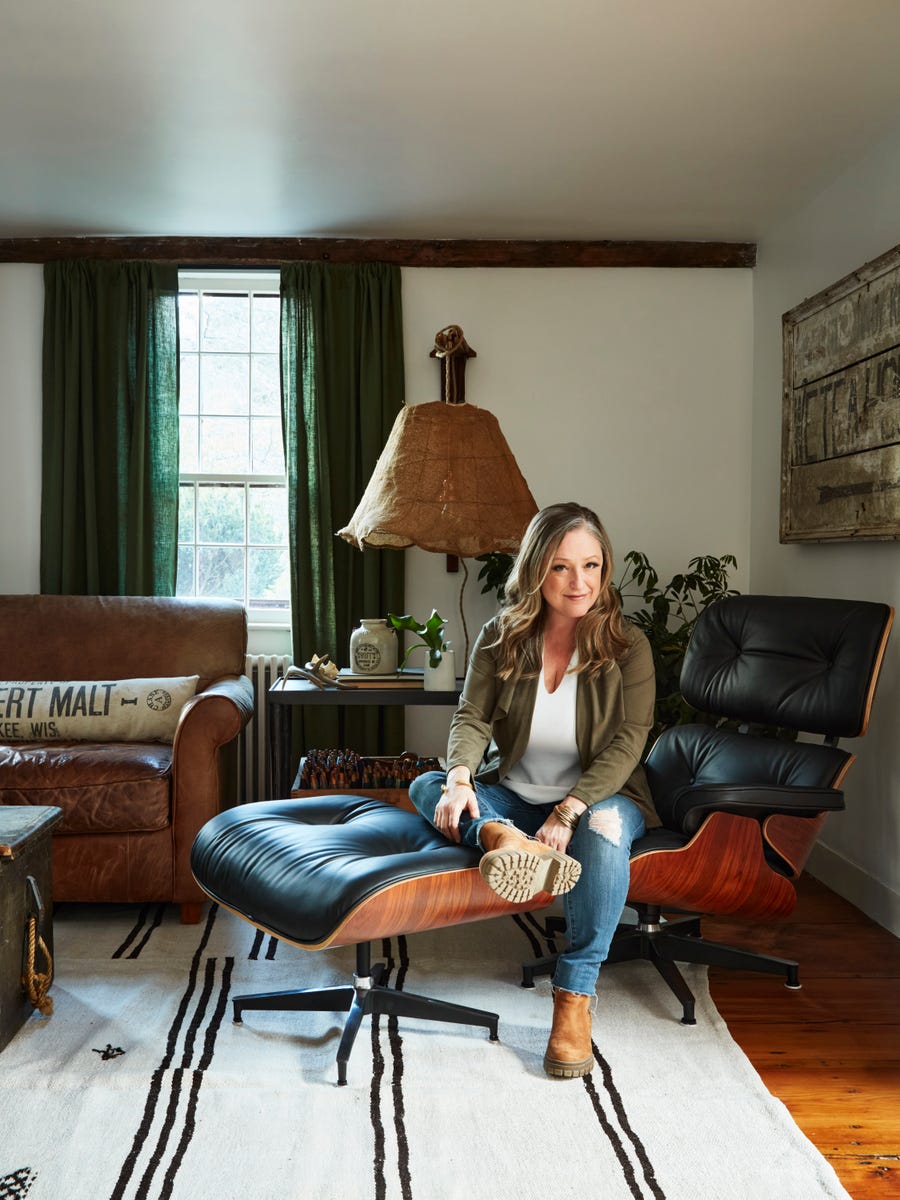 12 Paint Colors That HGTV Stars ALWAYS Use in Their Projects