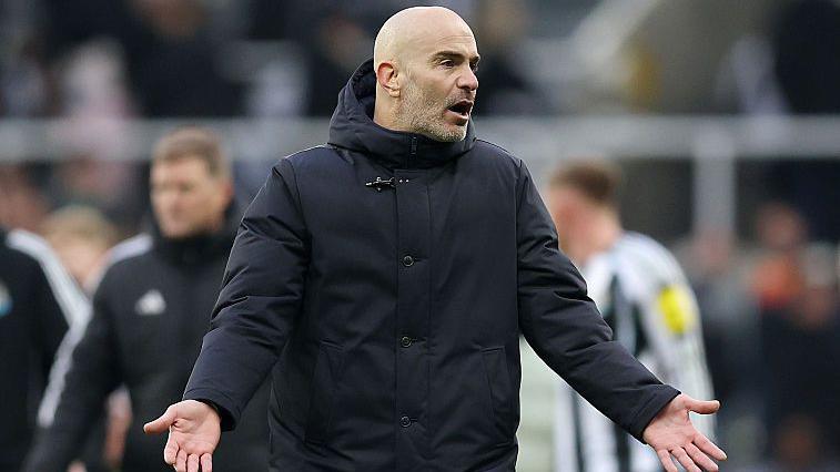 El azul es el color del ánimo de Maresca en el descanso