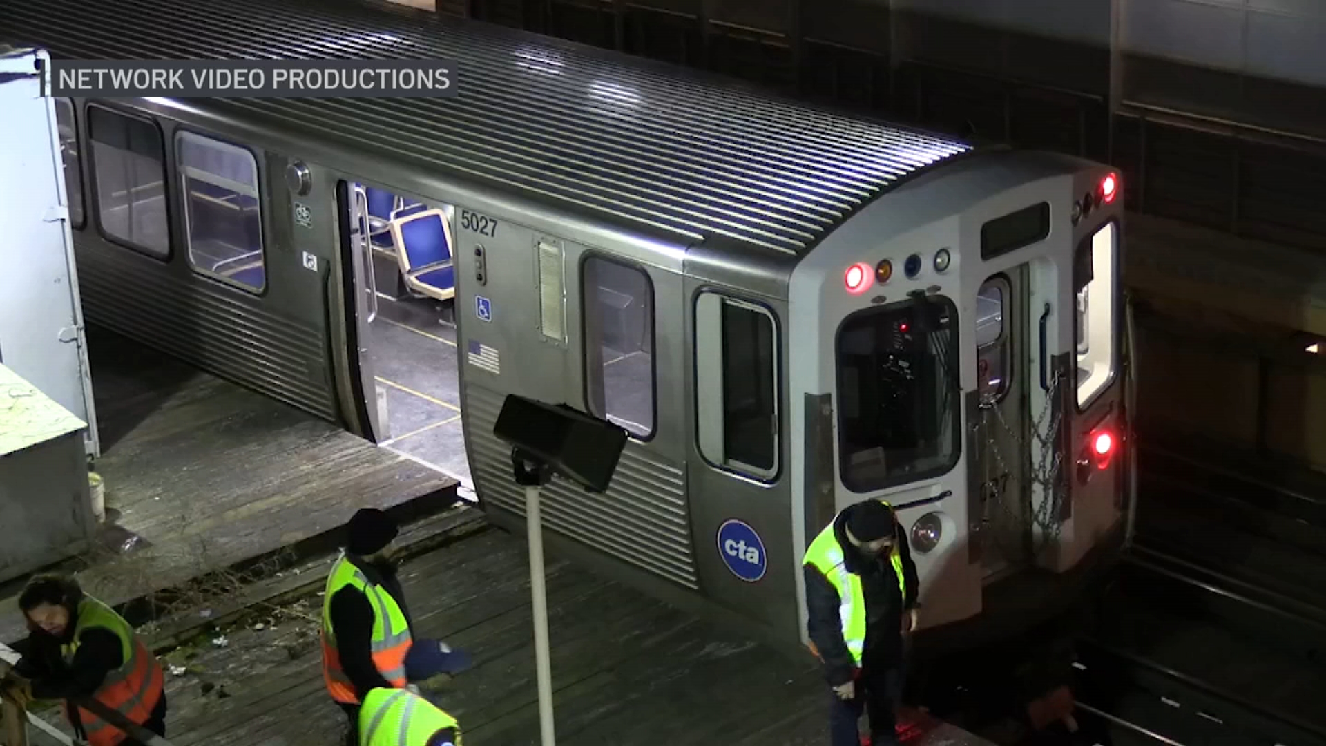 Shooting investigation near busy CTA Loop station leads to delays on 4 ...