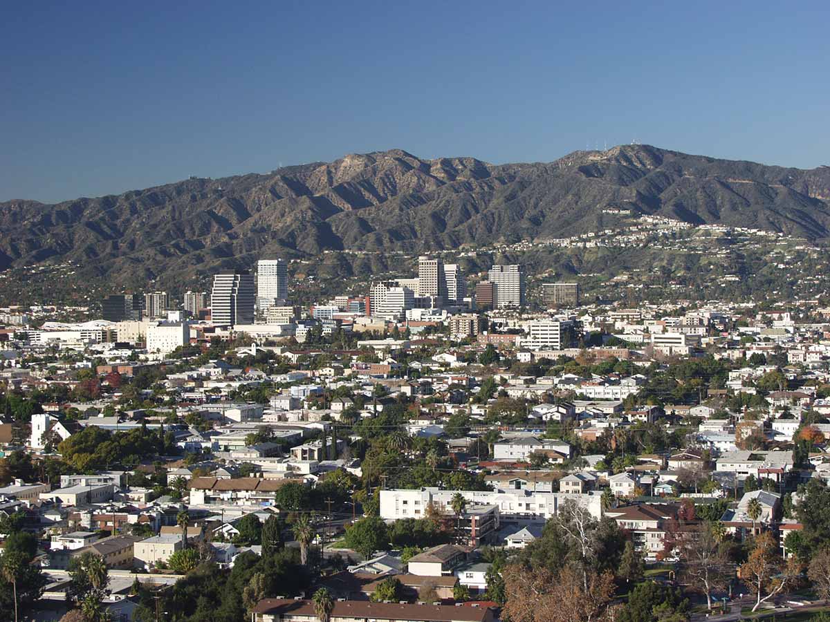 The hardest cities to be single in, according to people who actually ...