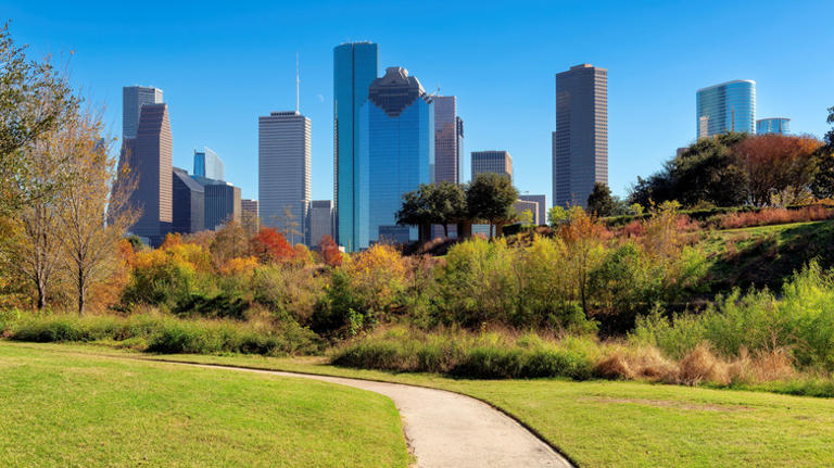This historic Houston neighborhood is highly walkable with charming ...