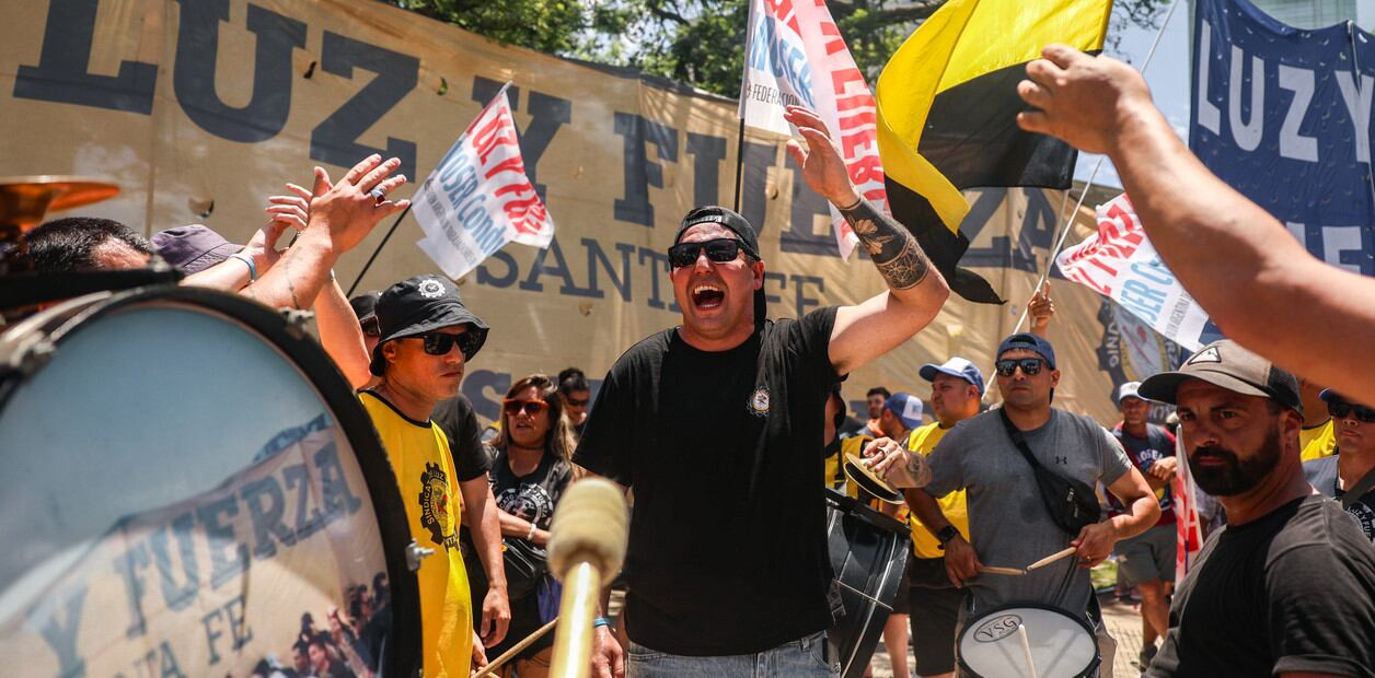 La CGT convocó a un paro general contra la reforma laboral de Javier ...