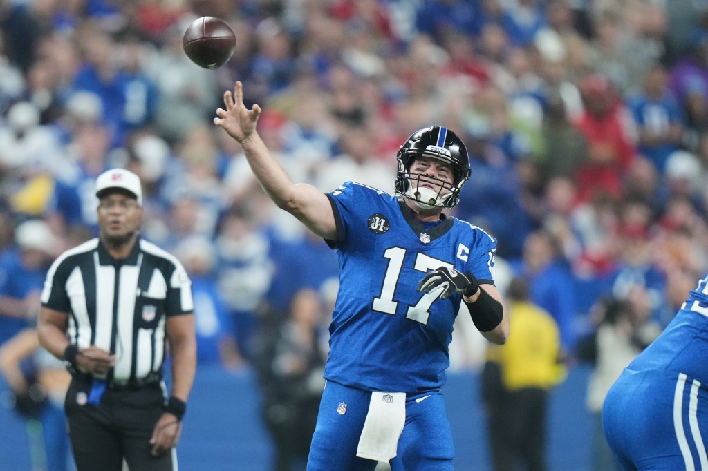 Philip Rivers’ massive family supports him in first Colts home game ...