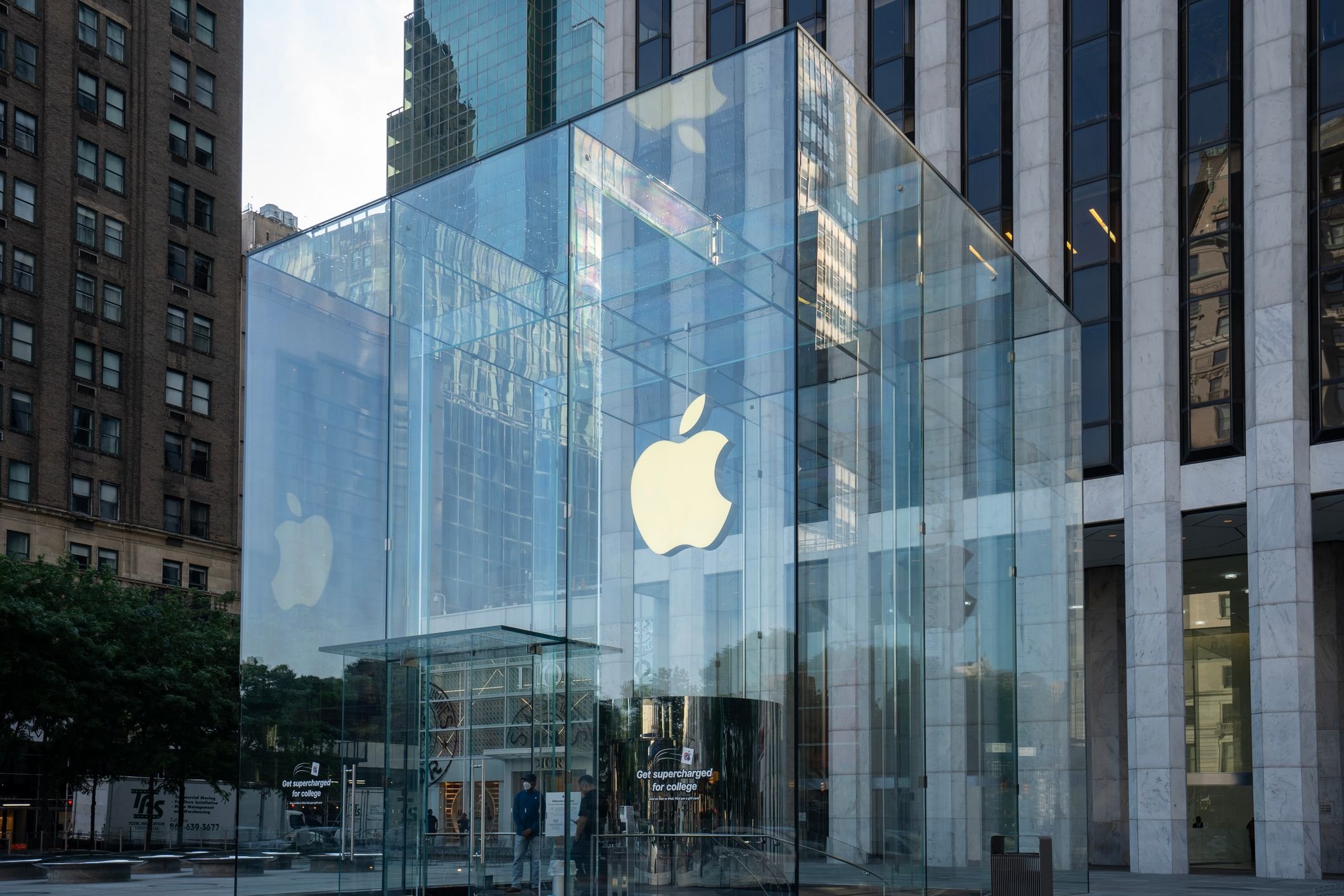 Apple é obrigada a abrir iPhone para compras fora da App Store no Brasil