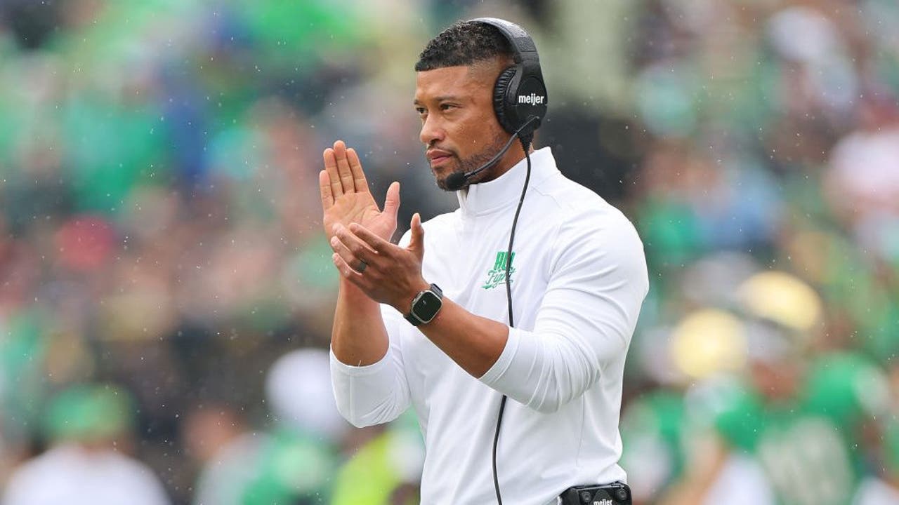 How Notre Dame should fit itself into the wild west of college football ...