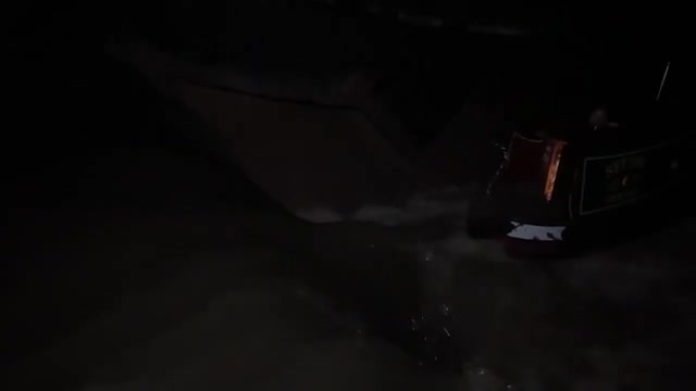 Video onboard narrowboat captures moment canal collapsed into sinkhole