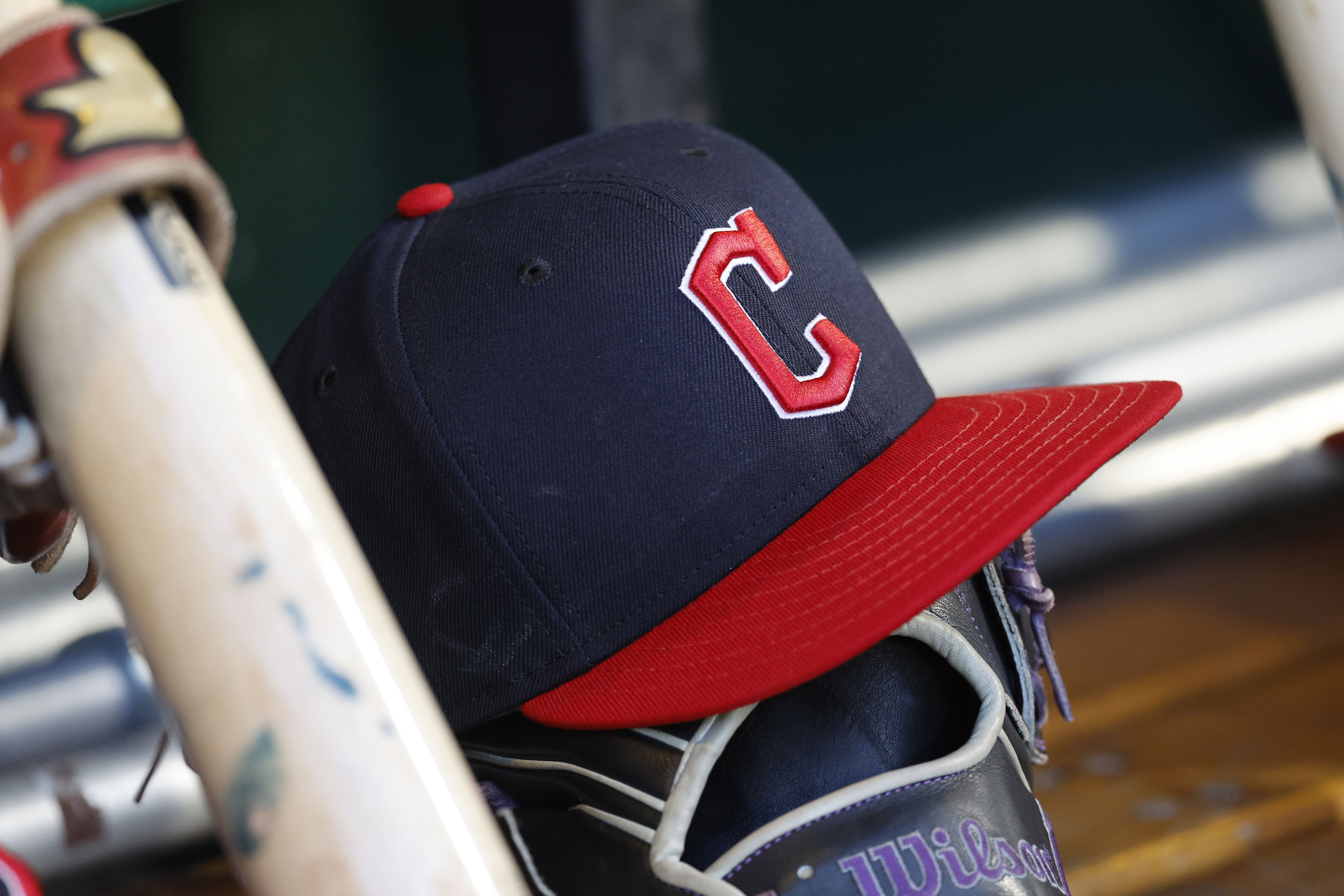 Blue Jays sign 23-year-old ex-Guardians outfielder<br>